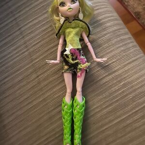 monster high batsy claro doll